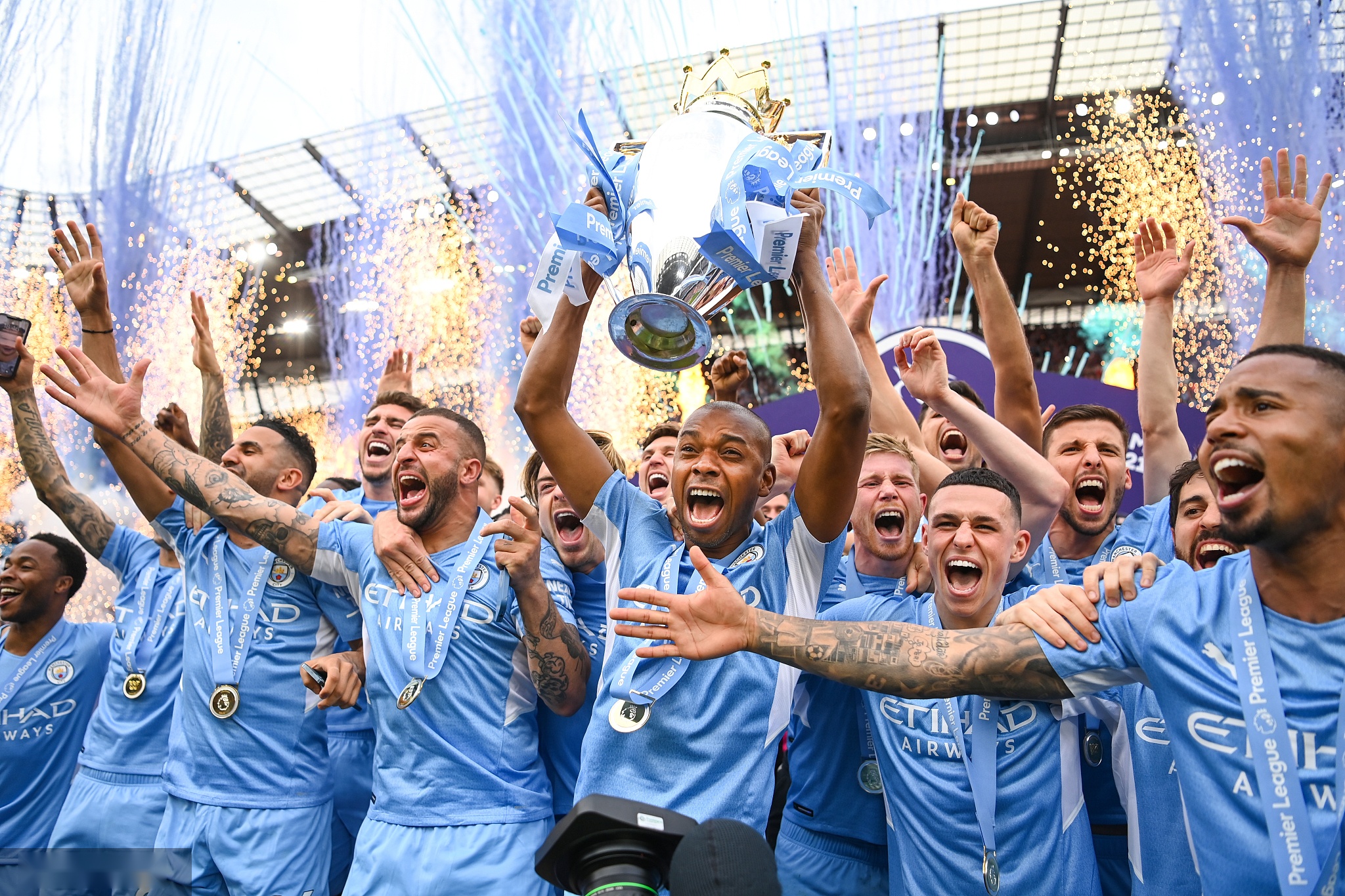 有人接应 有人接应